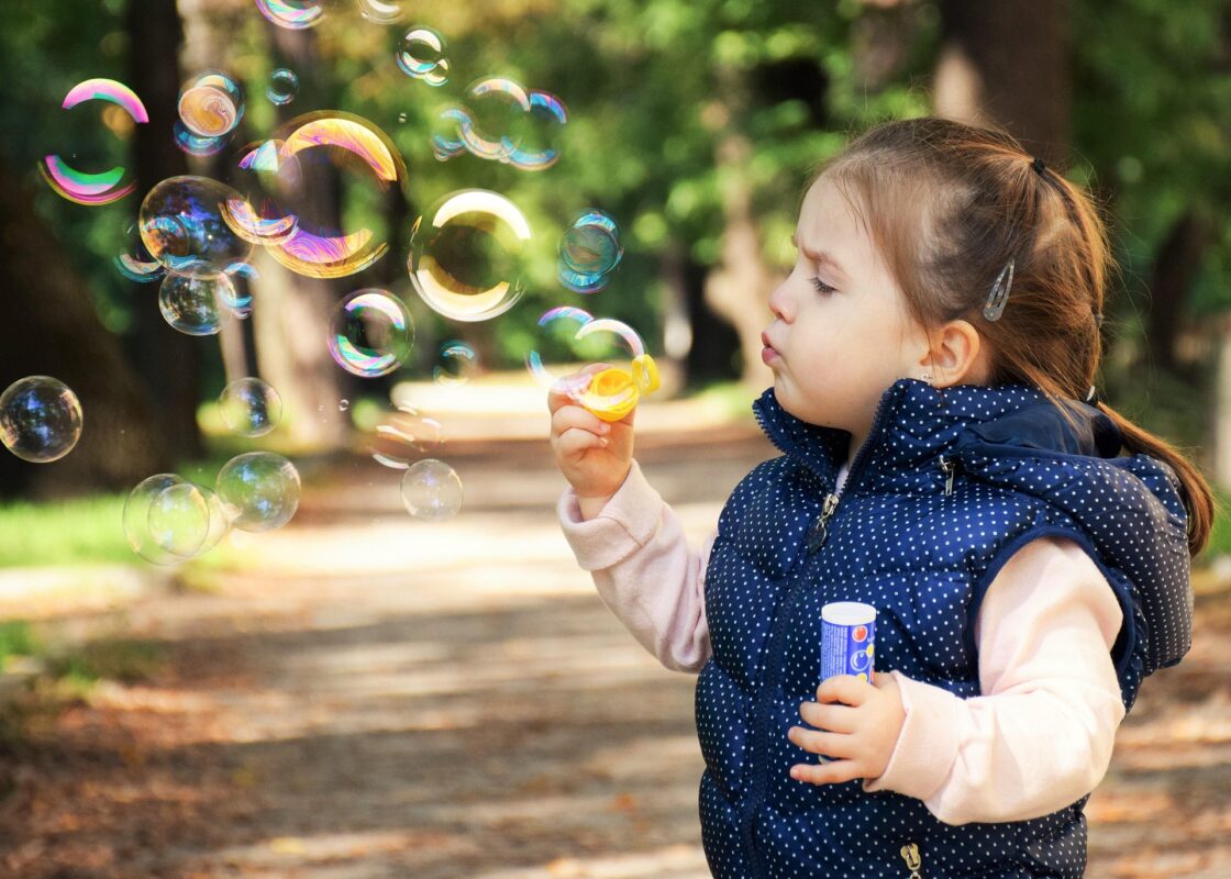 kid-1241817_1920